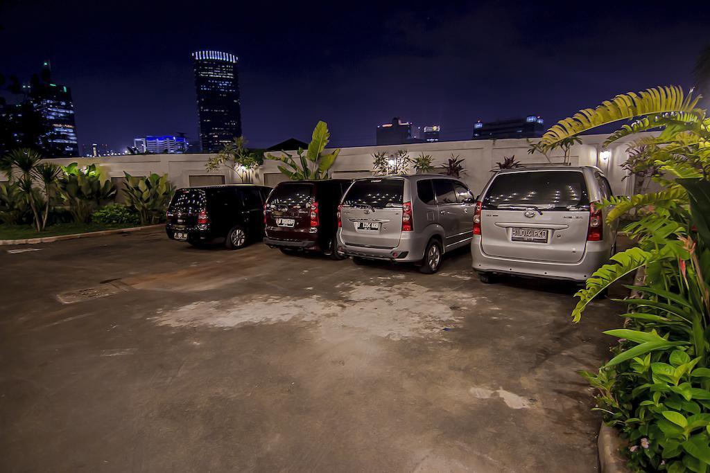 Hotel Diradja Jakarta Exterior photo
