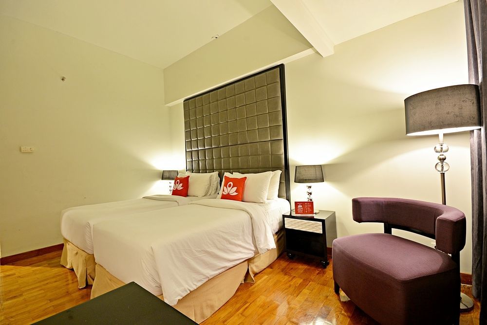 Hotel Diradja Jakarta Exterior photo